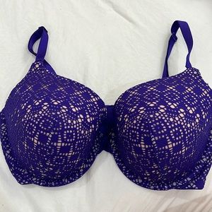 Sexy new with tags purple eyelet crochet violet lace Victoria’s Secret bra 36DD